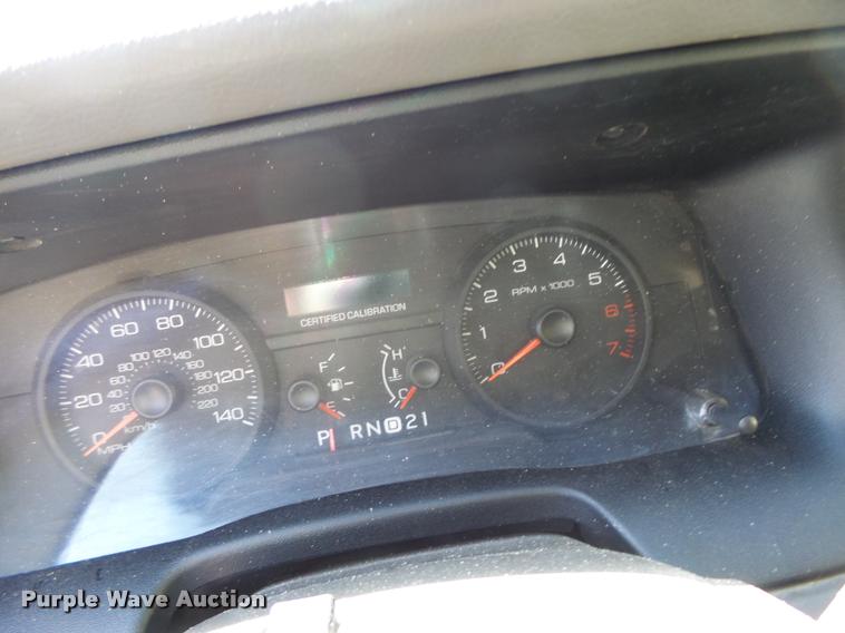 image for item K5674 2006 Ford Crown Victoria Police Interceptor