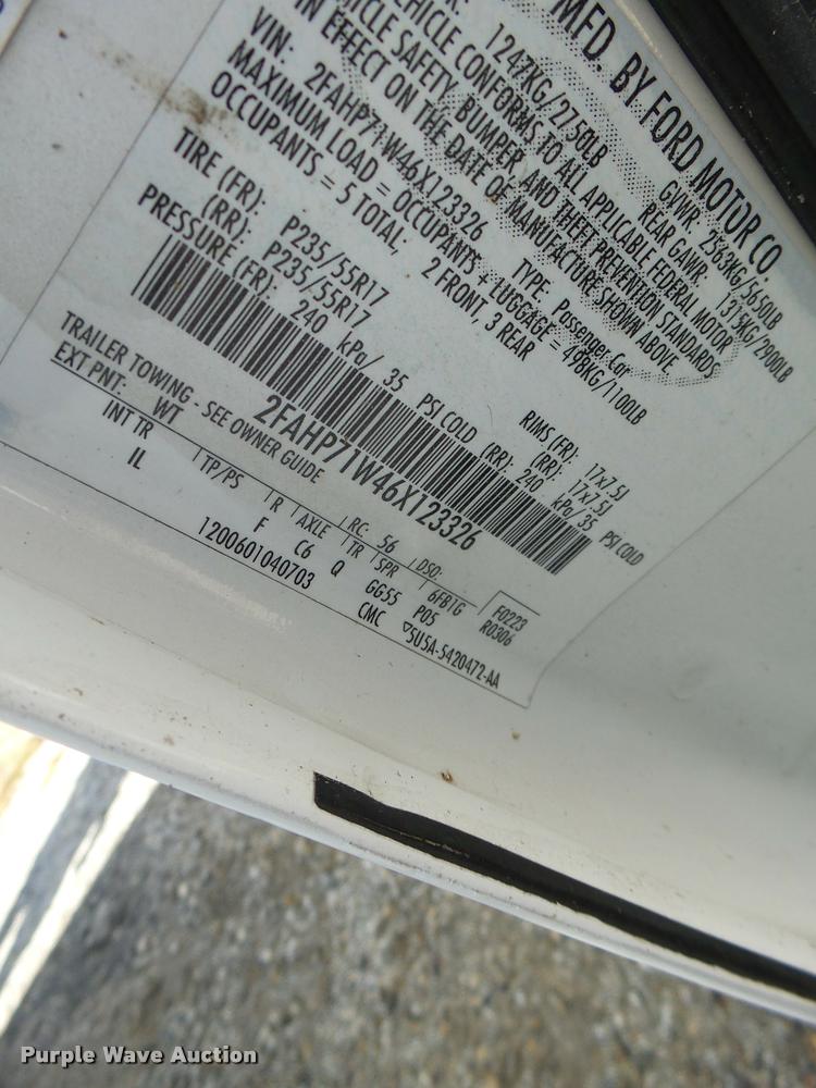 image for item K5674 2006 Ford Crown Victoria Police Interceptor