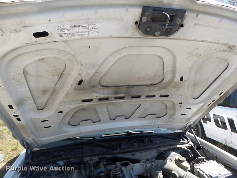 image for item K5674 2006 Ford Crown Victoria Police Interceptor