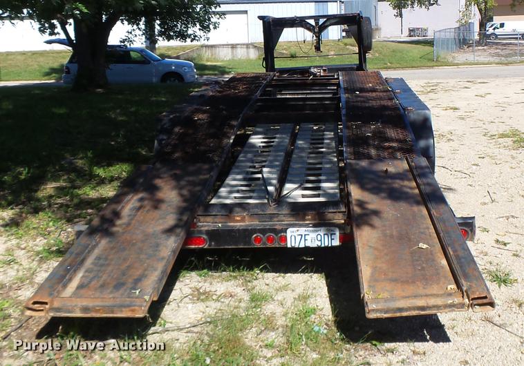 image for item K5684 2012 Fabrique Par car trailer