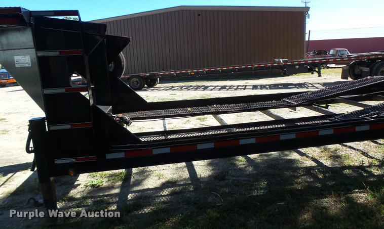 image for item K5684 2012 Fabrique Par car trailer