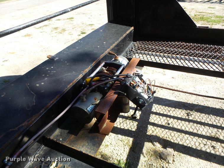 image for item K5684 2012 Fabrique Par car trailer