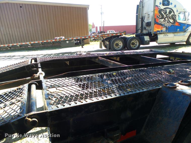 image for item K5684 2012 Fabrique Par car trailer