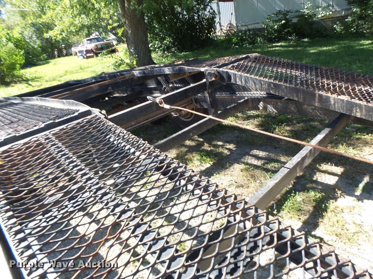 image for item K5684 2012 Fabrique Par car trailer