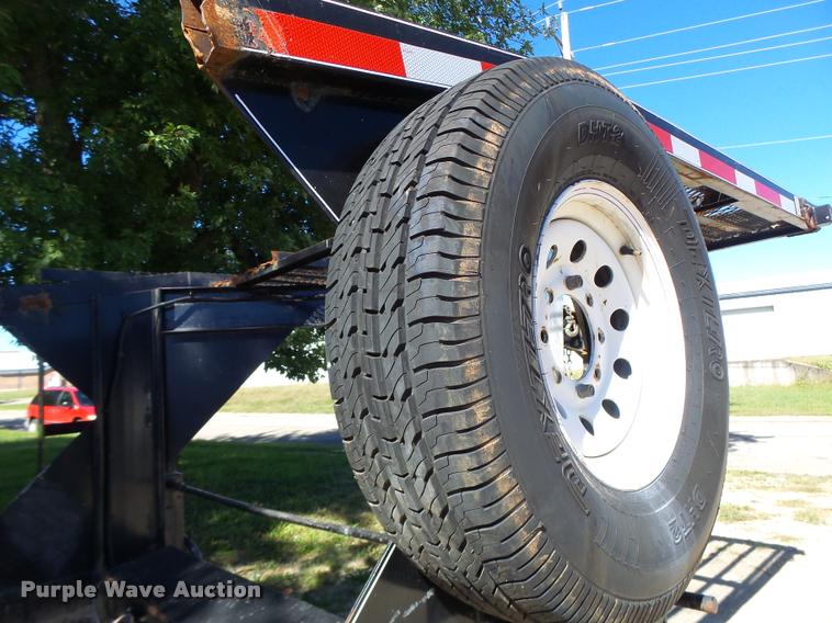 image for item K5684 2012 Fabrique Par car trailer