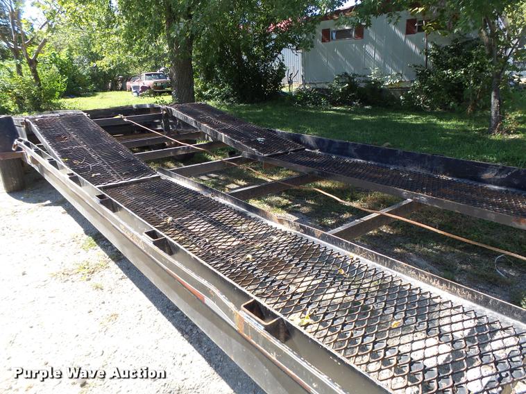 image for item K5684 2012 Fabrique Par car trailer