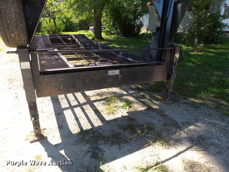 image for item K5684 2012 Fabrique Par car trailer