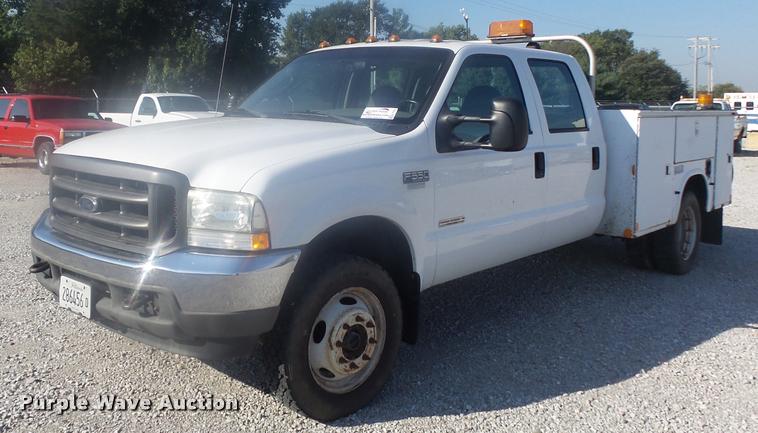 image for item K7722 2004 Ford F550 XL Crew Cab utility bed