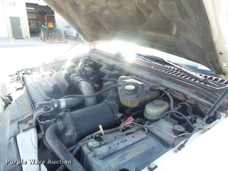 image for item K7722 2004 Ford F550 XL Crew Cab utility bed