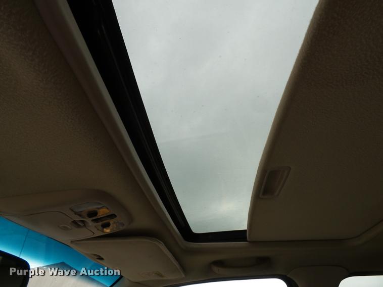 image for item K8173 2003 Ford Escape Limited SUV