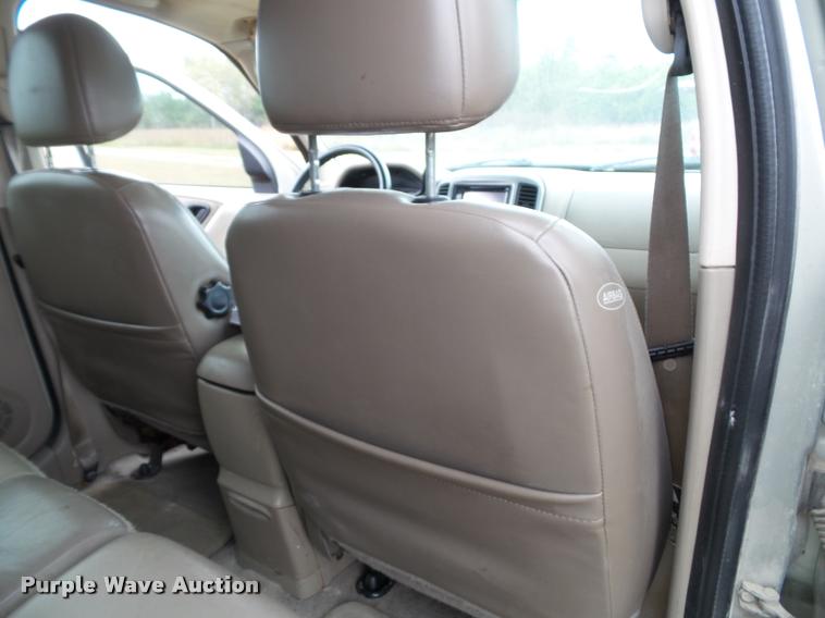 image for item K8173 2003 Ford Escape Limited SUV