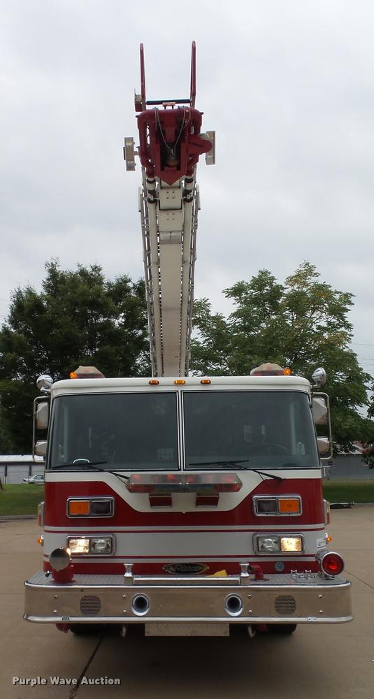 image for item K8241 1992 Pierce Arrow E6753 Aerial Crew Cab fire truck
