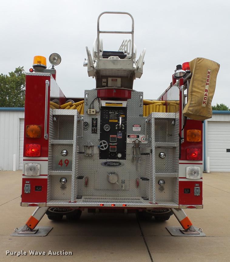 image for item K8241 1992 Pierce Arrow E6753 Aerial Crew Cab fire truck