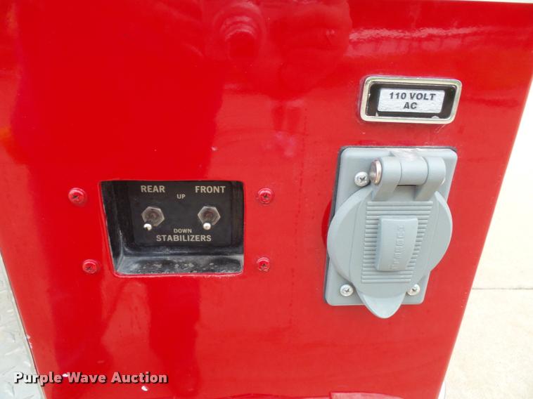 image for item K8241 1992 Pierce Arrow E6753 Aerial Crew Cab fire truck