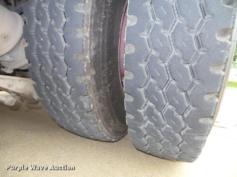 image for item K8241 1992 Pierce Arrow E6753 Aerial Crew Cab fire truck