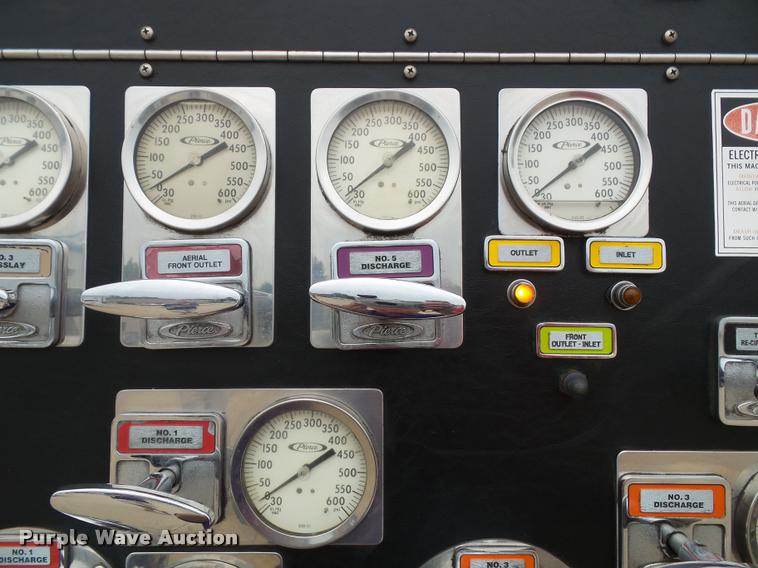 image for item K8241 1992 Pierce Arrow E6753 Aerial Crew Cab fire truck