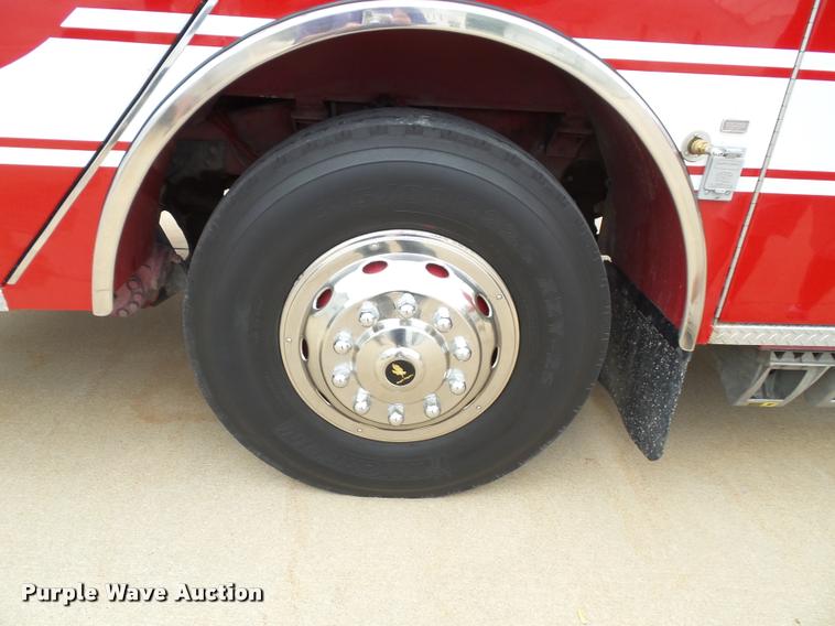 image for item K8241 1992 Pierce Arrow E6753 Aerial Crew Cab fire truck