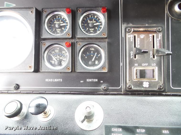 image for item K8241 1992 Pierce Arrow E6753 Aerial Crew Cab fire truck