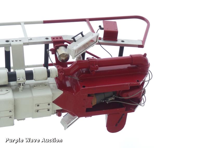 image for item K8241 1992 Pierce Arrow E6753 Aerial Crew Cab fire truck