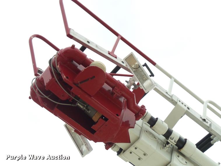 image for item K8241 1992 Pierce Arrow E6753 Aerial Crew Cab fire truck