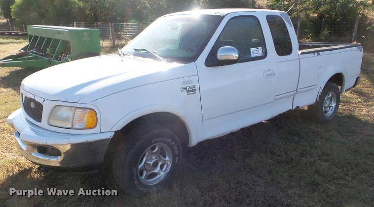 image for item L1709 1998 Ford F150 SuperCab pickup truck