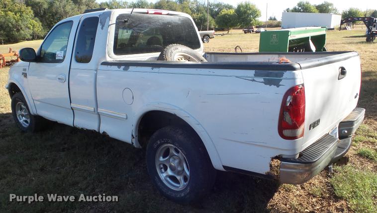 image for item L1709 1998 Ford F150 SuperCab pickup truck