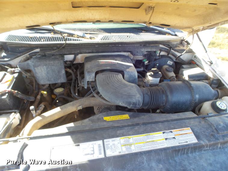 image for item L1709 1998 Ford F150 SuperCab pickup truck