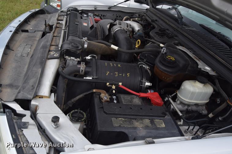 image for item L2587 2006 Ford F350 XLT Super Duty SuperCab utility truck