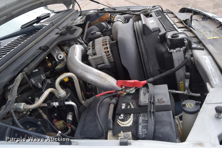 image for item L2588 2006 Ford F350 XLT Super Duty SuperCab utility truck