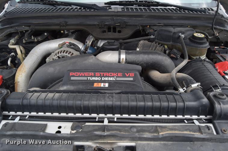 image for item L2590 2004 Ford F350 XLT Super Duty SuperCab utility truck