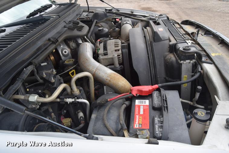 image for item L2590 2004 Ford F350 XLT Super Duty SuperCab utility truck