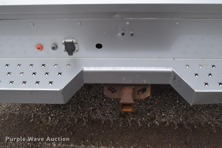 image for item L2590 2004 Ford F350 XLT Super Duty SuperCab utility truck