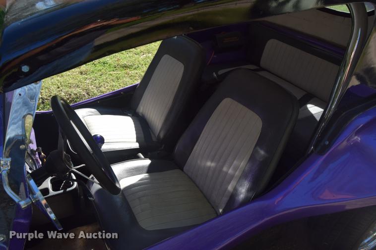 image for item L2686 1969 Volkswagen buggy