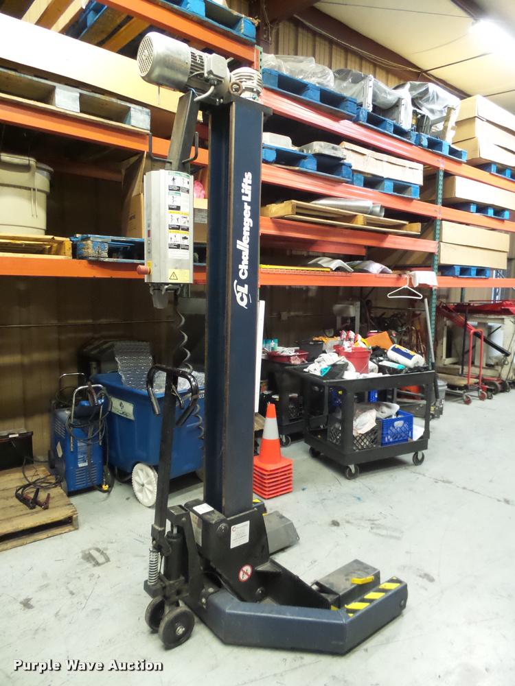 image for item L2710 (4) Challenger CLM16 electric mobile column lifts