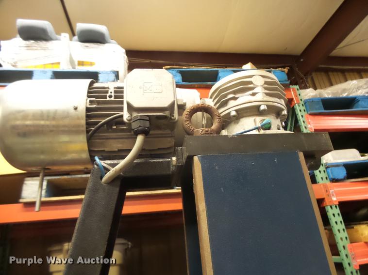 image for item L2710 (4) Challenger CLM16 electric mobile column lifts