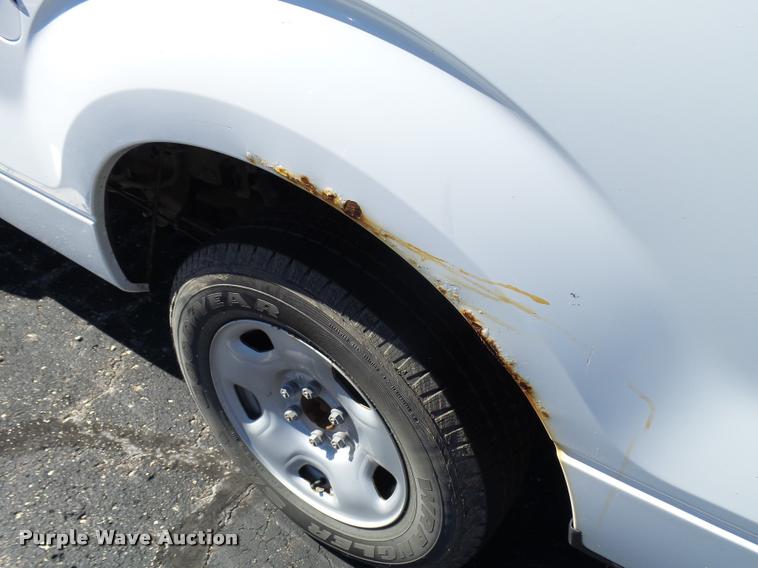 image for item L2711 2009 Ford F150 SuperCab pickup truck