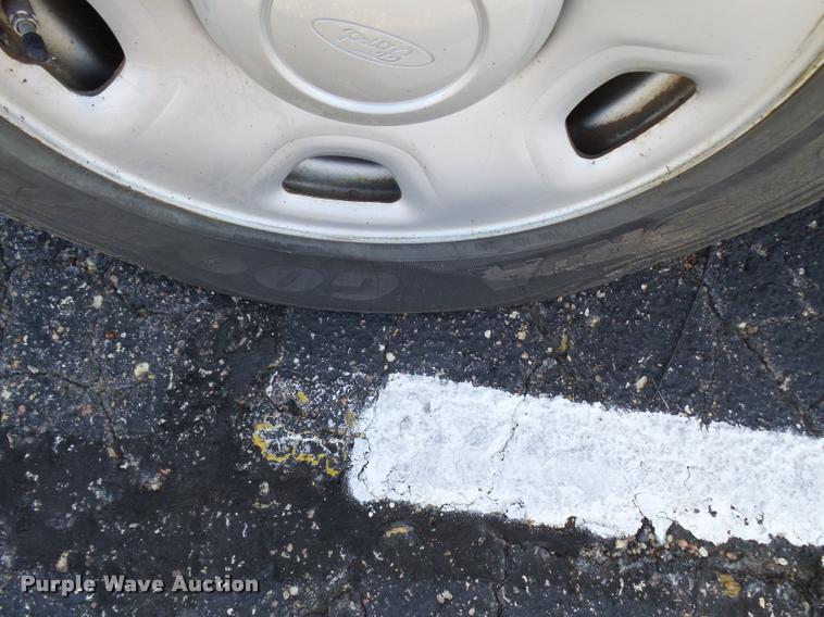 image for item L2711 2009 Ford F150 SuperCab pickup truck