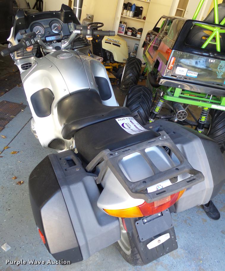 image for item L2714 2004 BMW R1150RT motorcycle