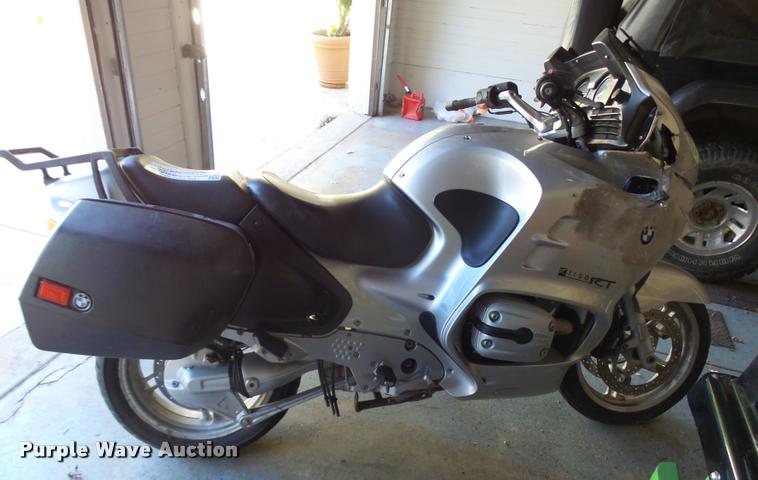 image for item L2714 2004 BMW R1150RT motorcycle