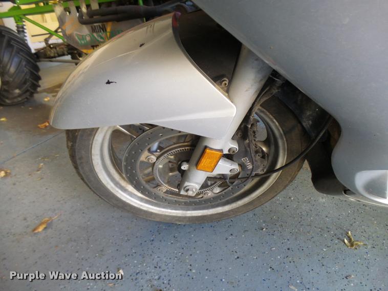 image for item L2714 2004 BMW R1150RT motorcycle