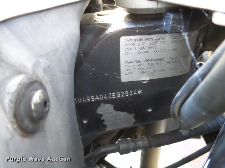 image for item L2714 2004 BMW R1150RT motorcycle