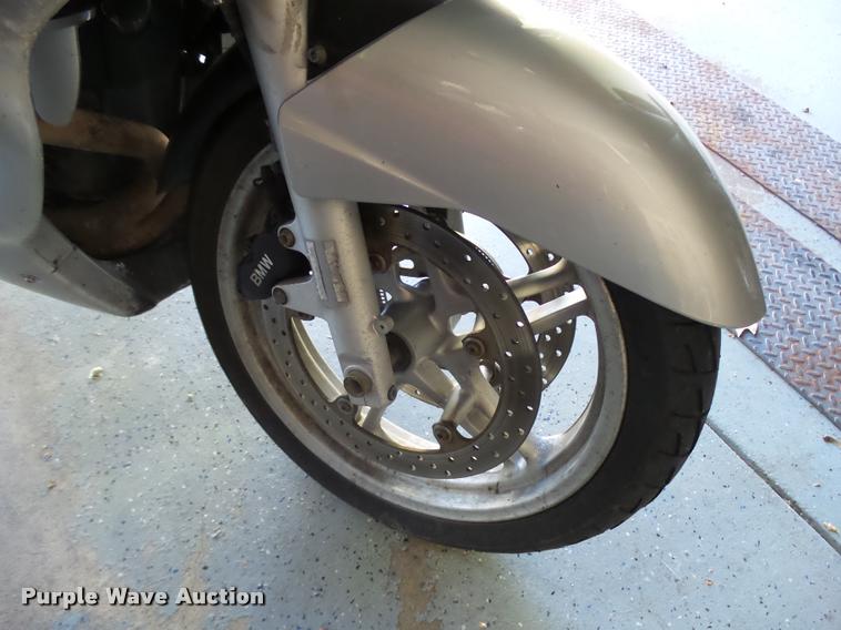 image for item L2714 2004 BMW R1150RT motorcycle