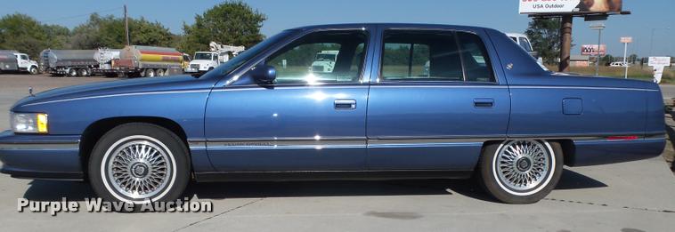 image for item L4048 1994 Cadillac DeVille