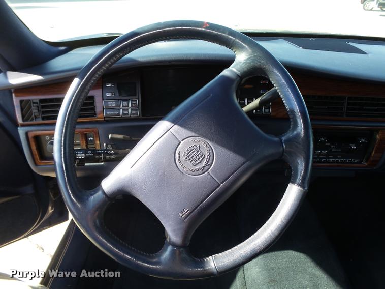 image for item L4048 1994 Cadillac DeVille
