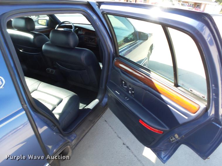 image for item L4048 1994 Cadillac DeVille