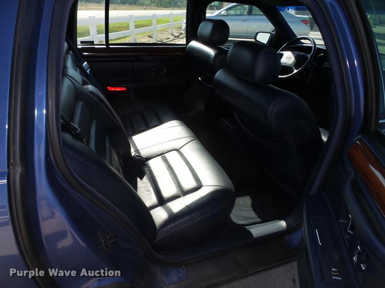image for item L4048 1994 Cadillac DeVille