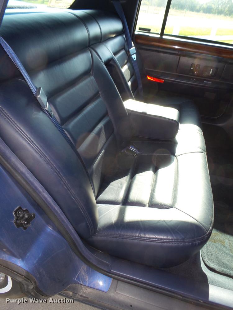 image for item L4048 1994 Cadillac DeVille