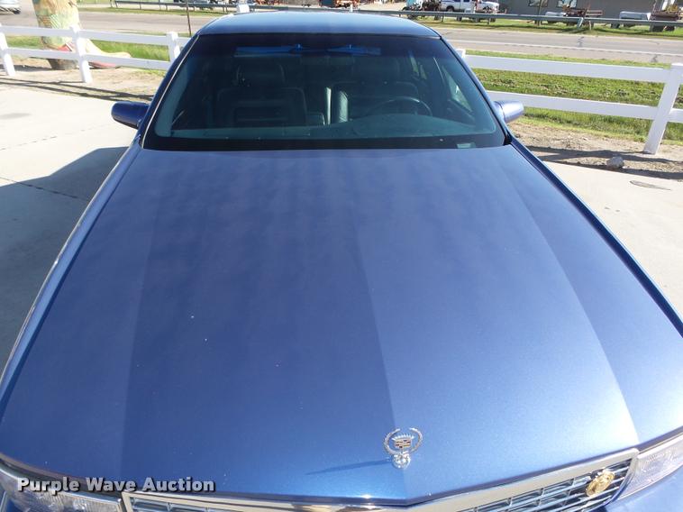 image for item L4048 1994 Cadillac DeVille