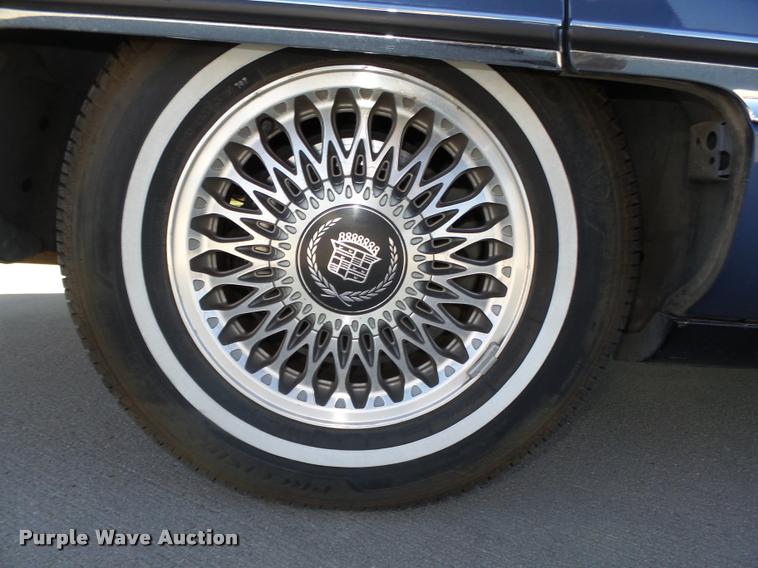 image for item L4048 1994 Cadillac DeVille