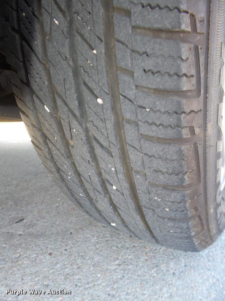 image for item L4056 2007 Jeep Compass SUV